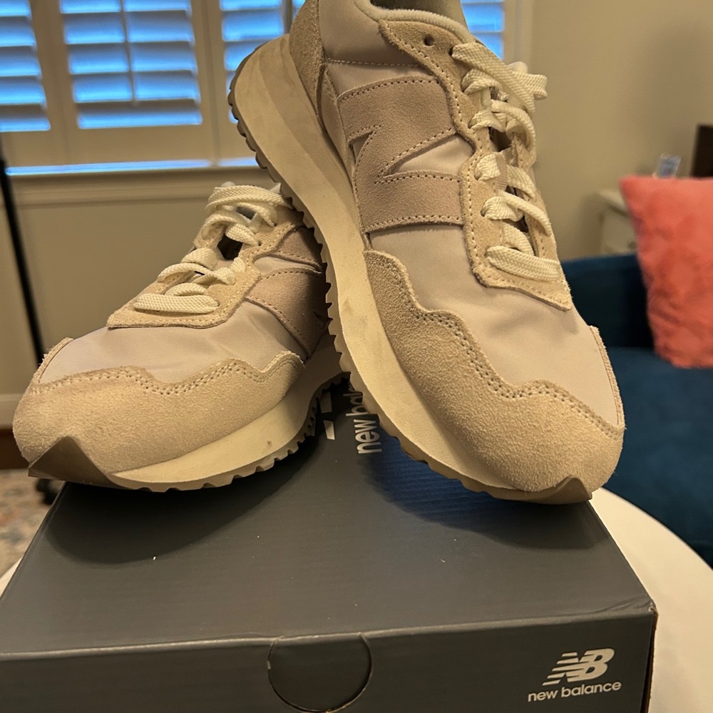 New Balance 237 Running Shoe in Beige